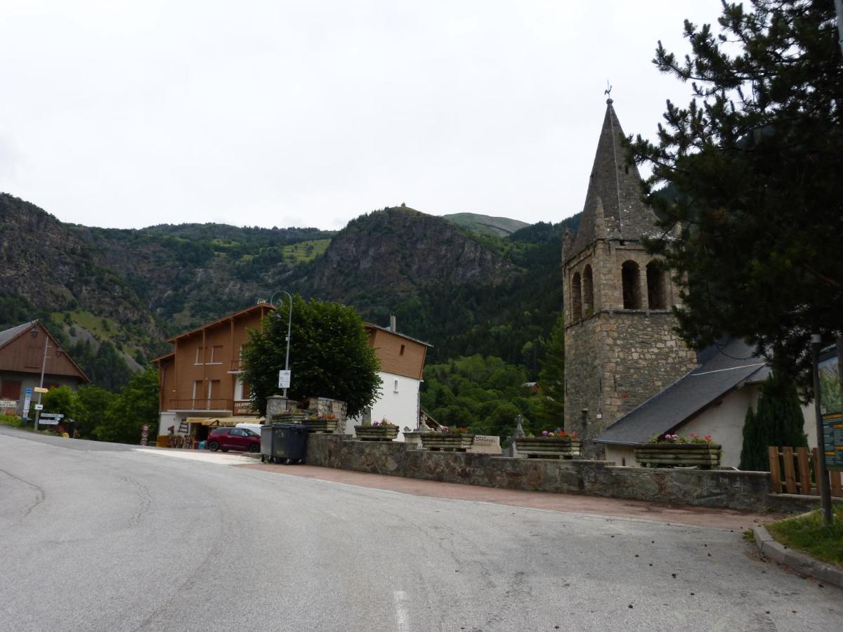 Studio La Garde Virage 16 Luaran gambar