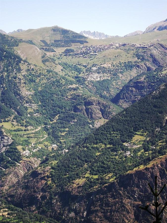Studio La Garde Virage 16 Luaran gambar